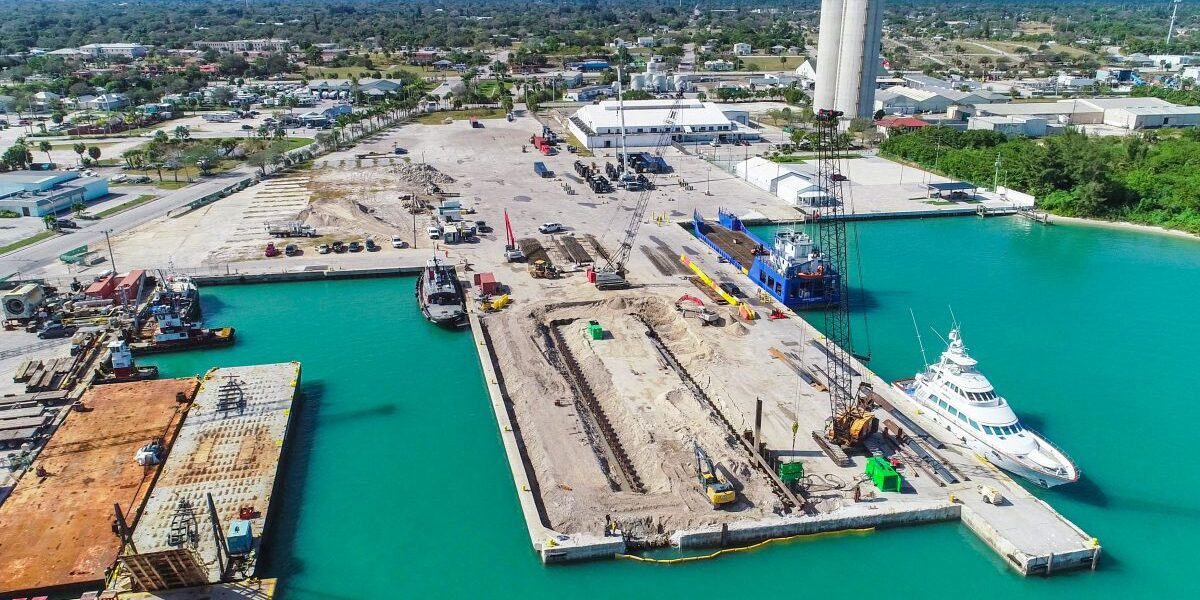 Derecktor Shipyards Travel Lift Haul-Out Basin Design
